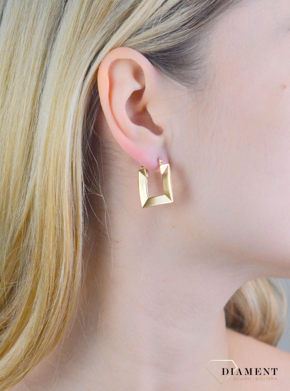 Kolczyki złote kwadraty próba 375, KL 11743 375.jpg